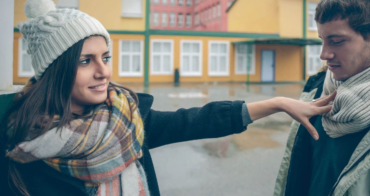 10 Sinais Que o Namorado é Grudento, Inseguro e Carente